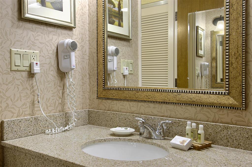 Red Lion Hotel Wenatchee City Center מראה חיצוני תמונה