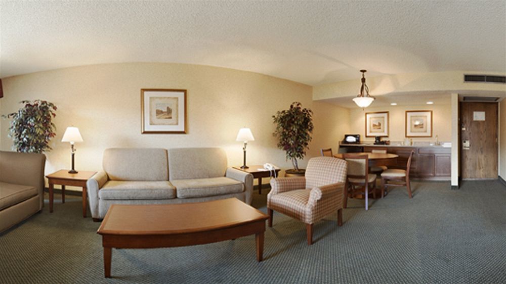 Red Lion Hotel Wenatchee City Center מראה חיצוני תמונה